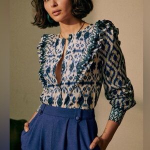 Sezane Boby Shirt Size 34 US 2 Feminine Cotton Ruffle Long Sleeve Ikat Pattern